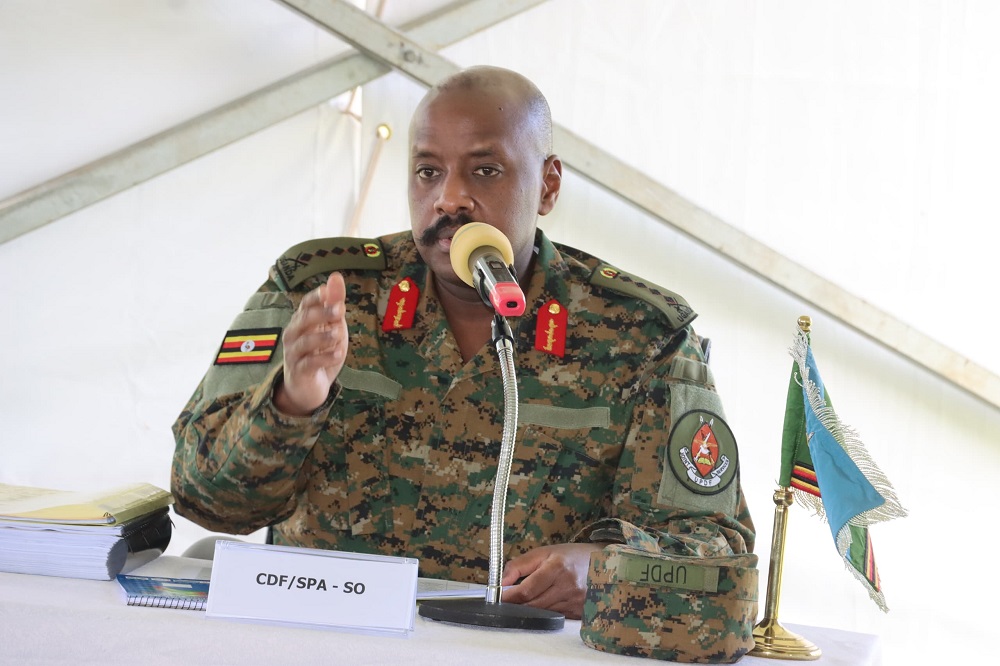 Umuhungu wa Perezida Museveni yongeye gukora mu jisho rya Amerika ...