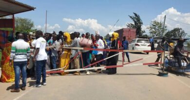 Impunzi z’Abanye-Congo zari zarahungiye mu Burundi zatashye ziruhutsa