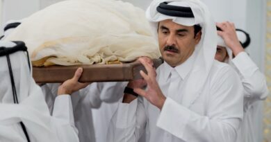 Perezida Kagame yifatanyije na Qatar mu gusezera Sheikh Hamad, umuyobozi wahinduye isura y’igihugu