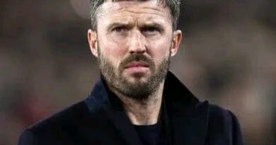 Umutoza wa Manchester United Michael Carrick yanditse amateka mashya